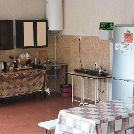 Guest House Lykhny Gagra Esterno foto